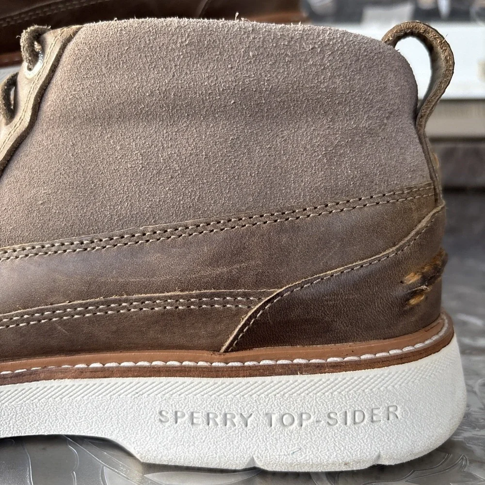 Sperry Men's 10 Authentic Brown/ Taupe Chukka Boots Push Wave Leather Inserts